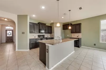 1733 Falling Star Drive, Fort Worth, TX 76052 - Photo 5