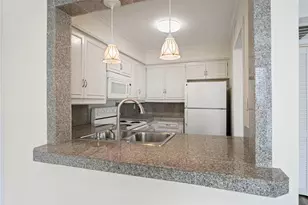 5881 Preston View Blvd, Dallas, TX 75240 - Photo 9