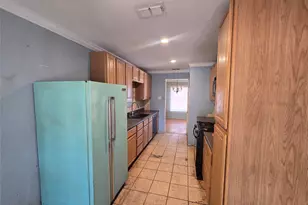 1366 Peach St, Abilene, TX 79602 - Photo 5