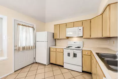2332 Chestnut Way, Bedford, TX 76022 - Photo 7