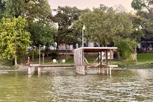 300 Shoreline Dr, Azle, TX 76020 - Photo 5