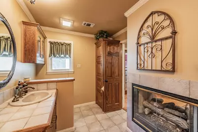 300 Shoreline Drive, Azle, TX 76020 - Photo 21