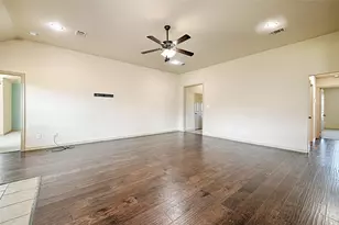 307 W Alene Dr, Mabank, TX 75147 - Photo 7
