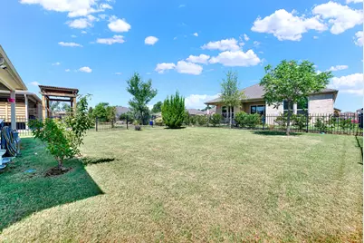 913 Rough Hollow Drive, McKinney, TX 75071 - Photo 31