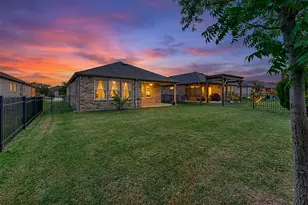 913 Rough Hollow Dr, McKinney, TX 75071 - Photo 3