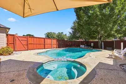 204 Meredith Court, Irving, TX 75063 - Photo 29
