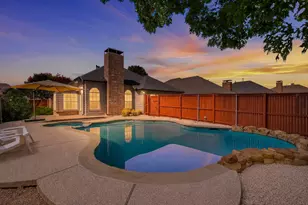 204 Meredith Ct, Irving, TX 75063 - Photo 3