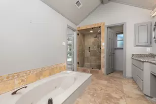 15607 Golden Creek, Dallas, TX 75248 - Photo 21
