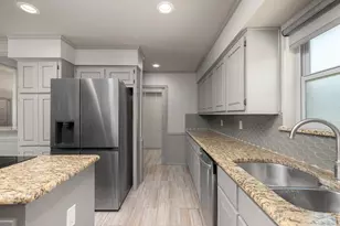 15607 Golden Creek, Dallas, TX 75248 - Photo 9