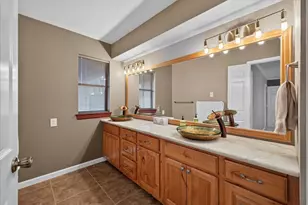 646 St Charles Ct, Arlington, TX 76013 - Photo 11