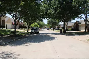 7537 Fresh Springs Rd, Fort Worth, TX 76120 - Photo 3