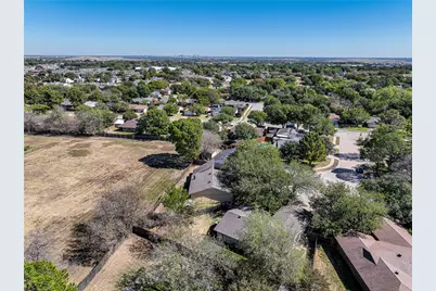 125 Sunnydale Court, Lewisville, TX 75067 - Photo 23