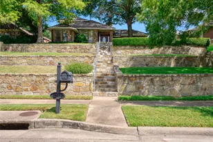 3706 Queenswood Ln, Garland, TX 75040 - Photo 3