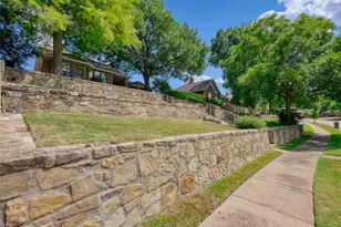 3706 Queenswood Ln, Garland, TX 75040 - Photo 5
