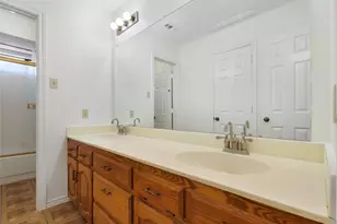 3706 Queenswood Ln, Garland, TX 75040 - Photo 25