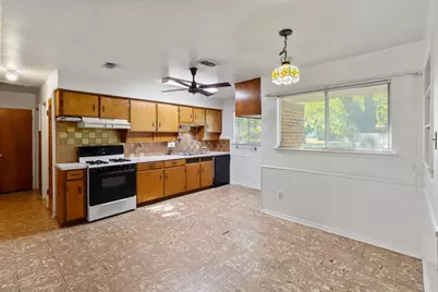 840 Comal Avenue, White Settlement, TX 76108 - Photo 5