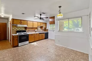840 Comal Ave, White Settlement, TX 76108 - Photo 5