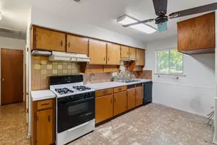 840 Comal Ave, White Settlement, TX 76108 - Photo 9