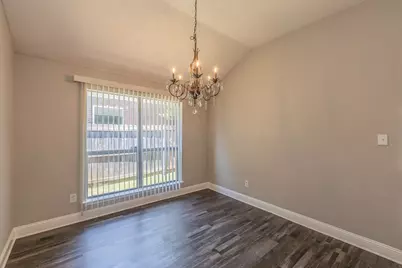 904 Parkhill Drive, Mansfield, TX 76063 - Photo 7