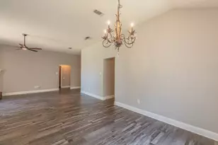 904 Parkhill Dr, Mansfield, TX 76063 - Photo 9
