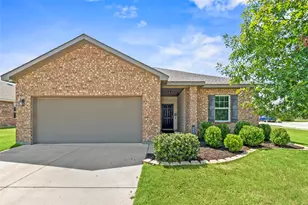 500 Swift Current Dr, Crowley, TX 76036 - Photo 1