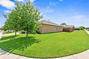 500 Swift Current Dr, Crowley, TX 76036 - Photo 3
