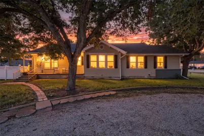 200 N Bordon Street, Lorena, TX 76655 - Photo 5