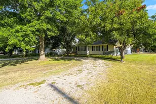 200 N Bordon St, Lorena, TX 76655 - Photo 31