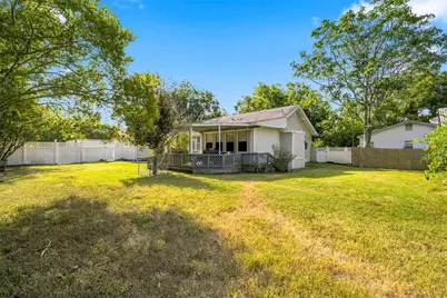 200 N Bordon Street, Lorena, TX 76655 - Photo 33