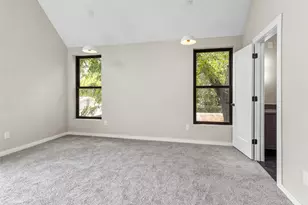 957 Woods Ave, Fort Worth, TX 76102 - Photo 13