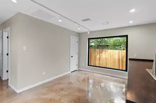 957 Woods Ave, Fort Worth, TX 76102 - Photo 7