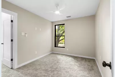 957 Woods Avenue, Fort Worth, TX 76102 - Photo 11