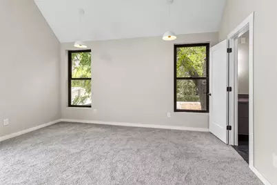 957 Woods Avenue, Fort Worth, TX 76102 - Photo 13