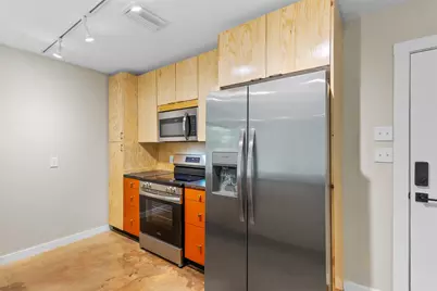 957 Woods Avenue, Fort Worth, TX 76102 - Photo 5