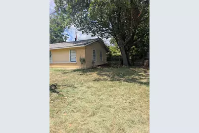 5417 McConnell Drive, Fort Worth, TX 76134 - Photo 3