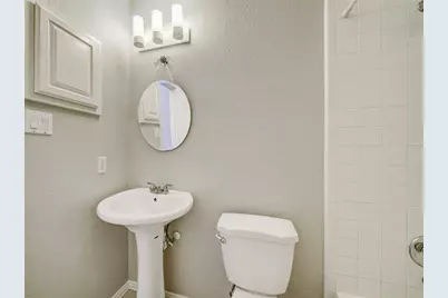4618 Devonshire Drive, Grand Prairie, TX 75052 - Photo 9