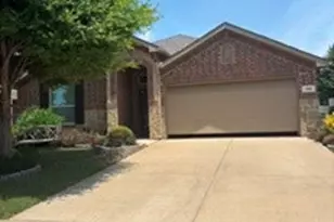 1316 Shelley Dr, Burleson, TX 76028 - Photo 1