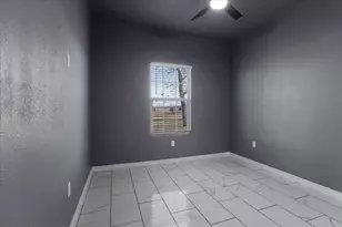 300 Private Road 36008, Honey Grove, TX 75446 - Photo 9