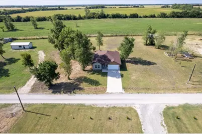 300 Private Road 36008, Honey Grove, TX 75446 - Photo 5