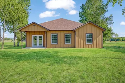 300 Private Road 36008, Honey Grove, TX 75446 - Photo 27