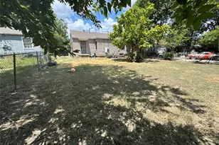 2454 Lea Crest Dr, Dallas, TX 75216 - Photo 11