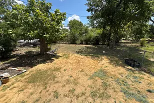 2454 Lea Crest Dr, Dallas, TX 75216 - Photo 13