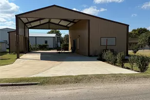 139 Yellowstone Dr, Whitney, TX 76692 - Photo 1