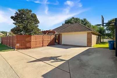 732 Greenway Drive, Coppell, TX 75019 - Photo 7