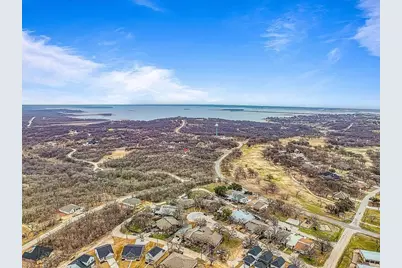 1214 Elm Court, Runaway Bay, TX 76426 - Photo 15