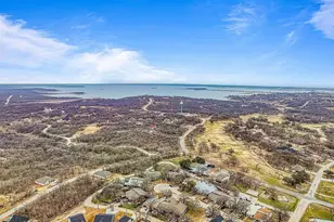 1214 Elm Ct, Runaway Bay, TX 76426 - Photo 15