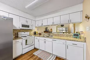 1214 Elm Ct, Runaway Bay, TX 76426 - Photo 7