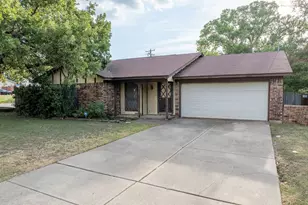 700 Del Mar Ln, Arlington, TX 76012 - Photo 7
