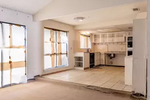 700 Del Mar Ln, Arlington, TX 76012 - Photo 17
