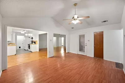 6436 Ridglea Drive, Watauga, TX 76148 - Photo 13